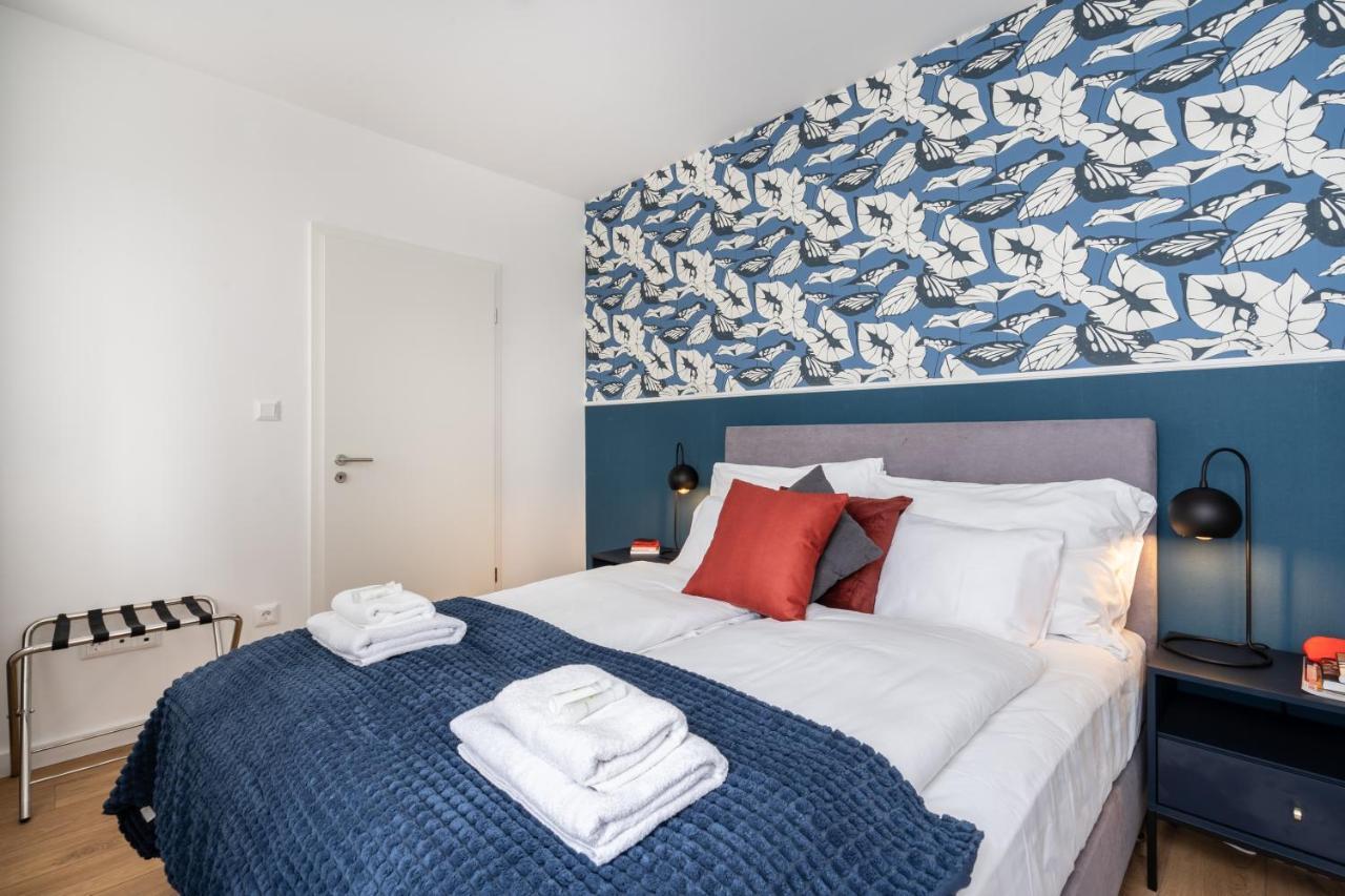 The Rose Garden Budapest Apartments ภายนอก รูปภาพ