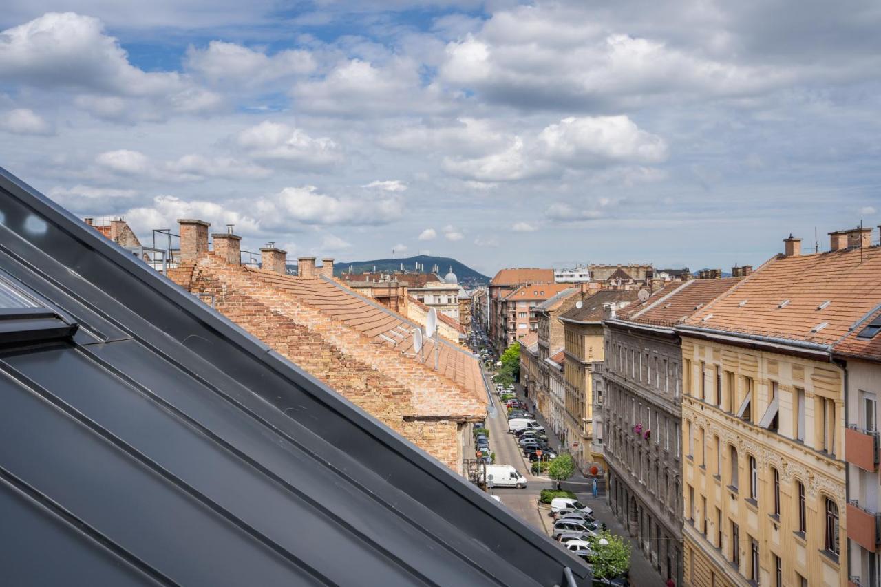 The Rose Garden Budapest Apartments ภายนอก รูปภาพ