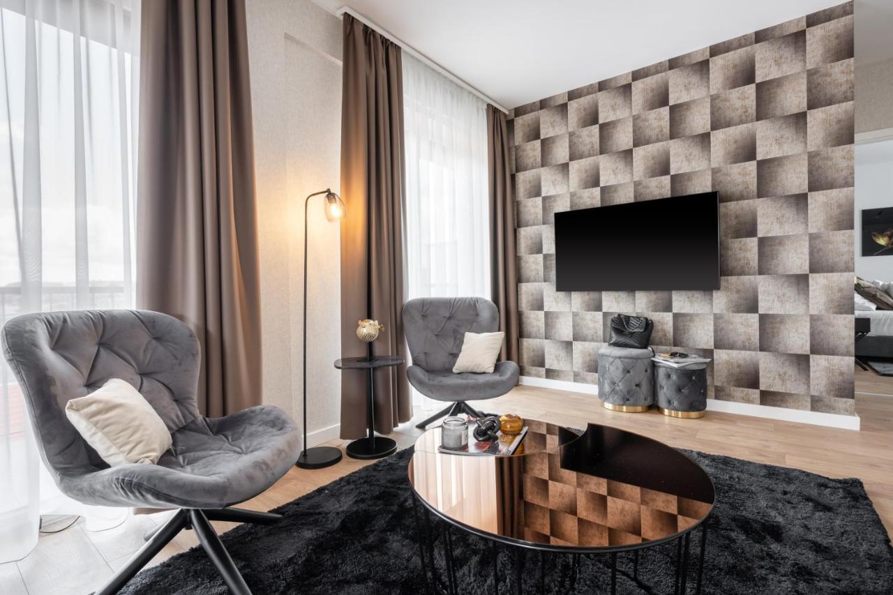 The Rose Garden Budapest Apartments ภายนอก รูปภาพ