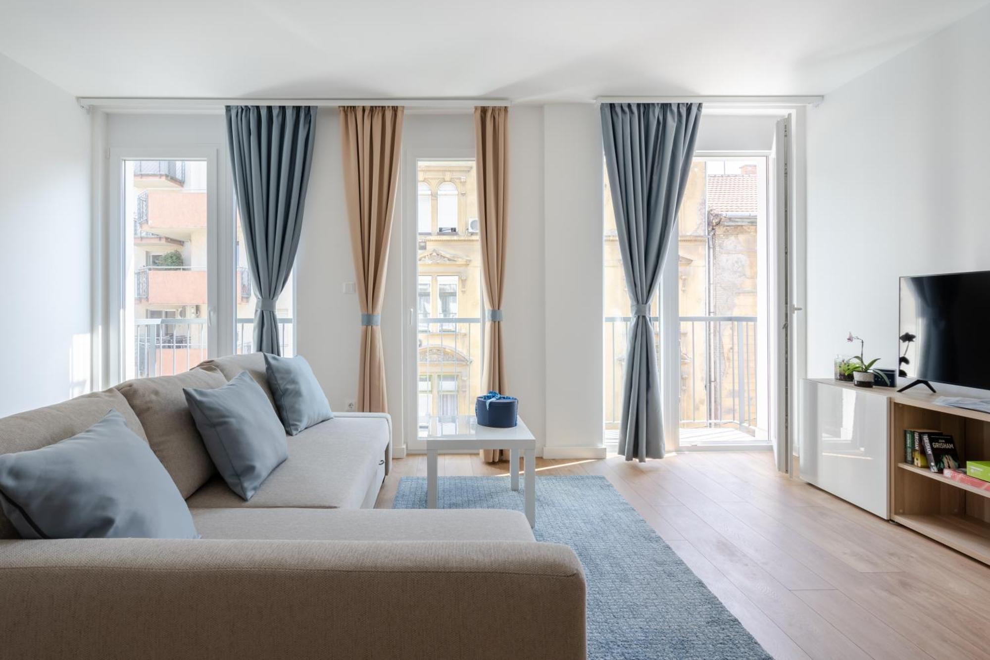 The Rose Garden Budapest Apartments ภายนอก รูปภาพ