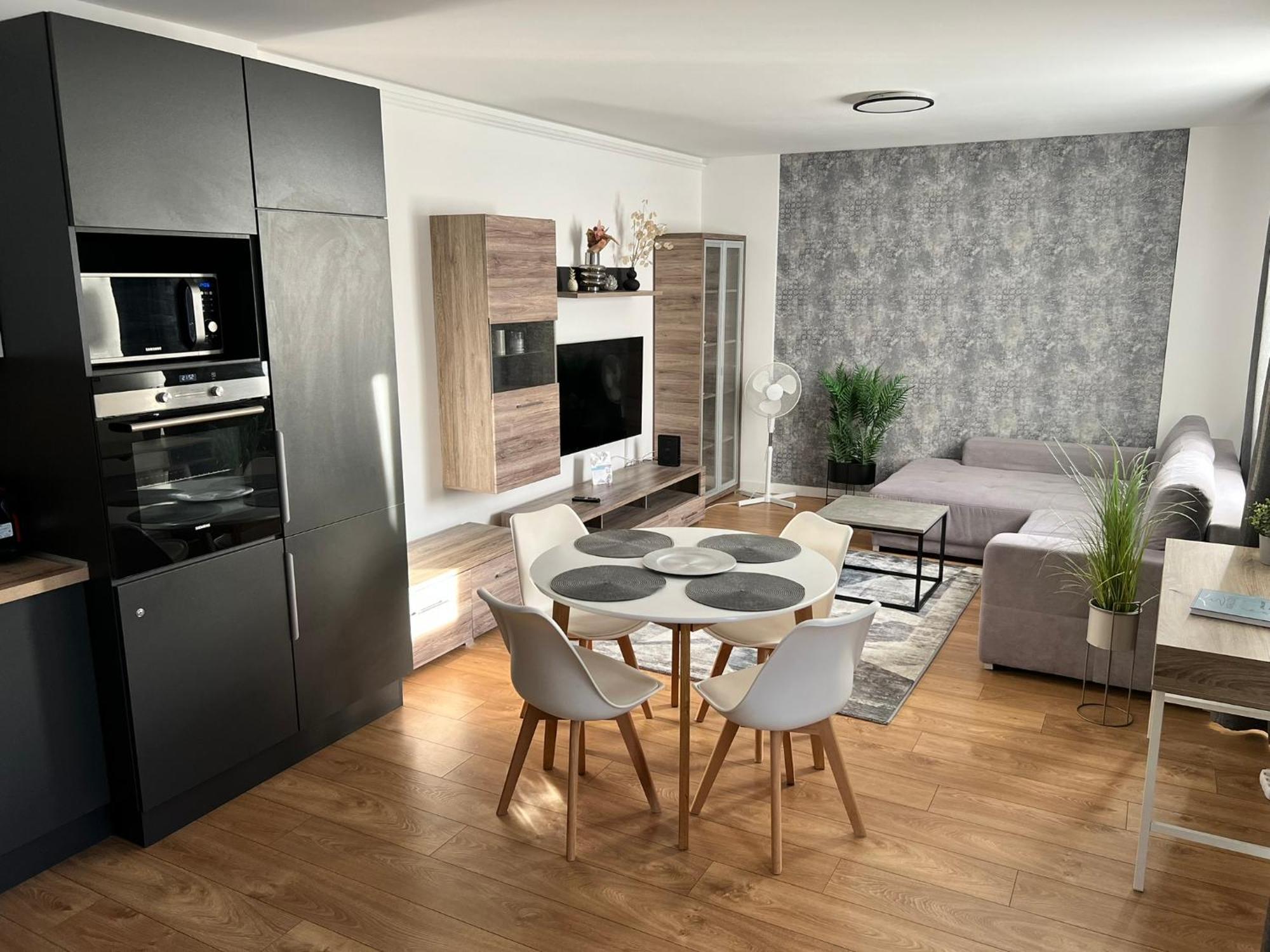 The Rose Garden Budapest Apartments ภายนอก รูปภาพ