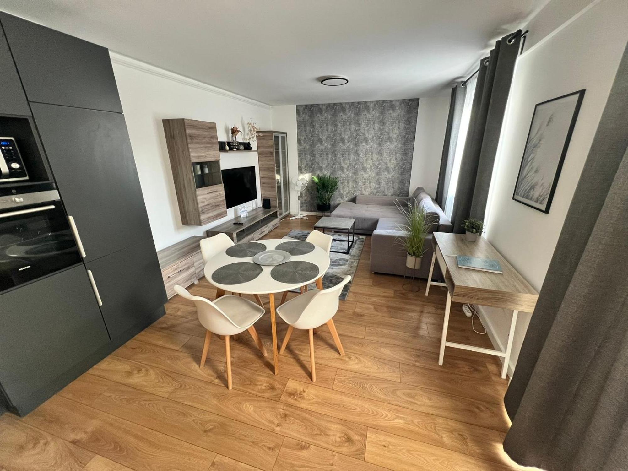 The Rose Garden Budapest Apartments ภายนอก รูปภาพ